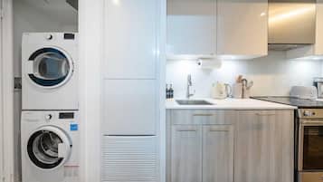 Suite Grand, Beberapa Tempat Tidur, Bebas Asap Rokok, 2 kamar mandi | Area keluarga