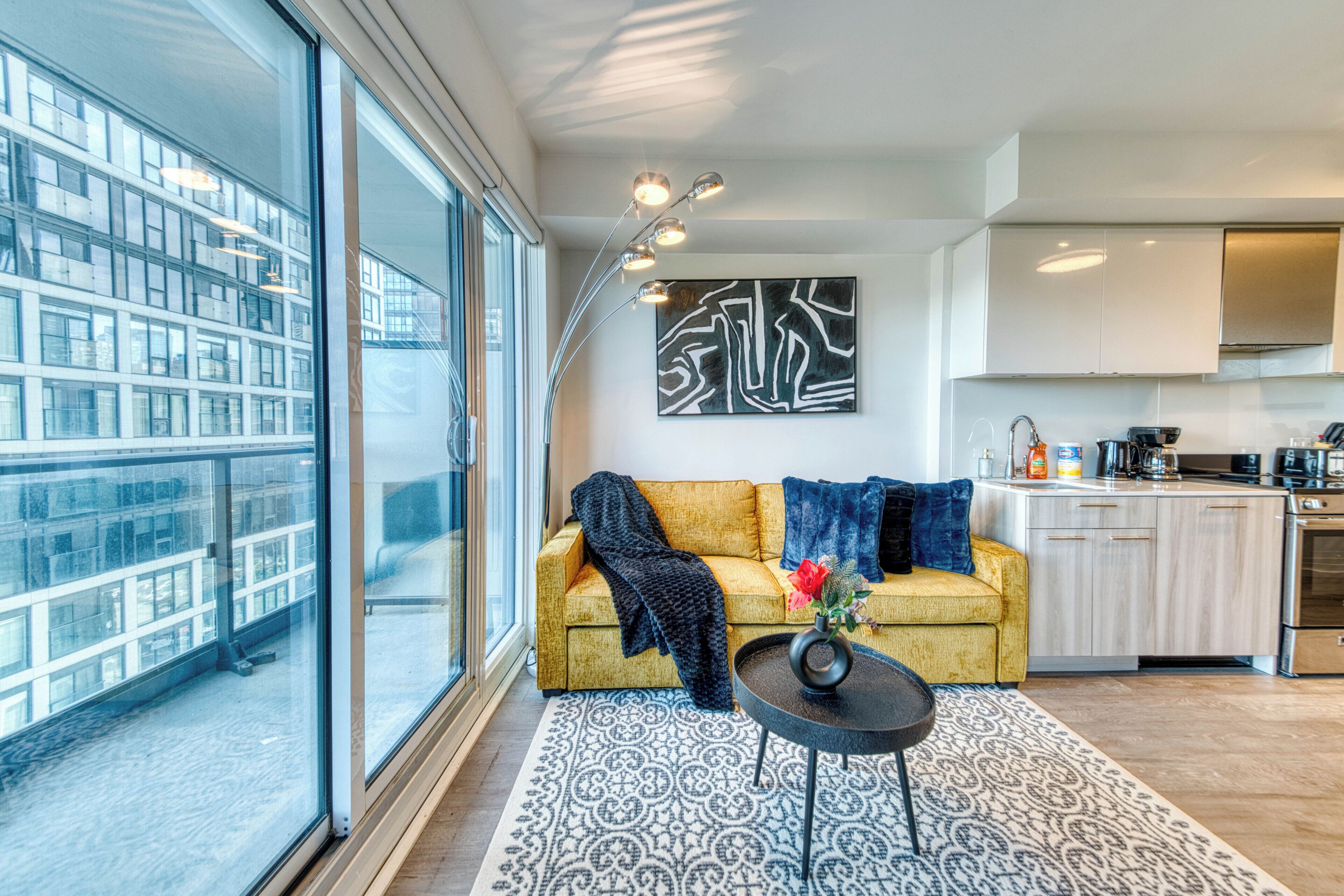 Family Suite, 2 Bedrooms, Non Smoking, City View | Living area | 50-inch flat-screen TV with digital channels