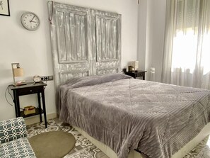 2 Schlafzimmer, Bügeleisen/Bügelbrett, Internetzugang, Bettwäsche