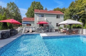 Outdoor pool - North Fork Escape Private Pool, Family-Friendly, Near Beaches, Wineries & Farms (Jamesport)