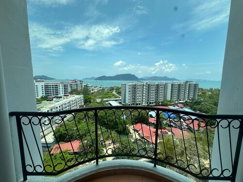 3-bedroom Nice Seaview Condo . Comfortable Space. Convenient location in town.