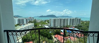 3-bedroom Nice Seaview Condo . Comfortable Space. Convenient location in town.