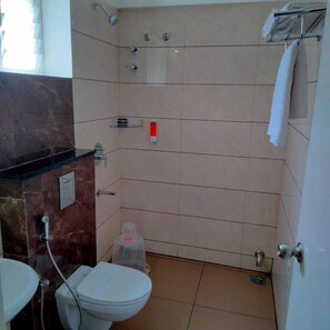 Bathroom - Nandha Grande (Udumalaipettai)