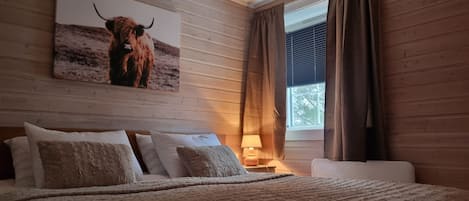 2 室のベッドルーム、WiFi、ベッドシーツ