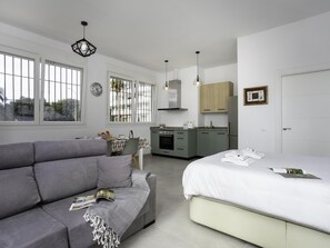 Interior - Sunstay Luzon Loft II Málaga (Málaga)