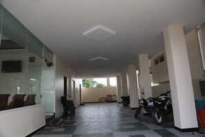 Property grounds - Kandhaguru Residency  (Palani)