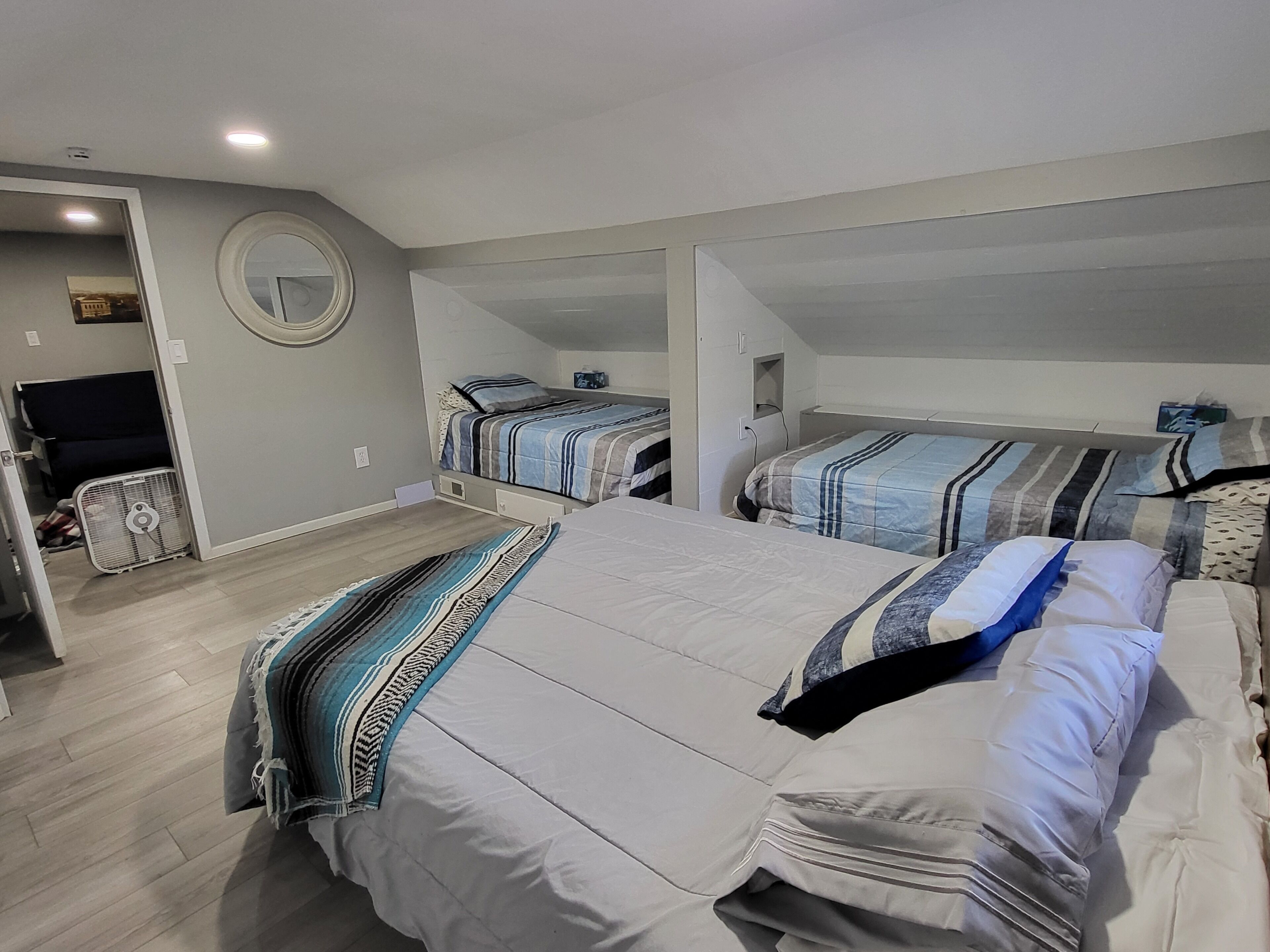 2 bedrooms, travel crib, free WiFi, bed sheets