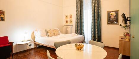 2 habitaciones, tabla de planchar con plancha y wifi gratis