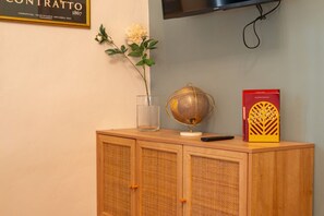Interior - Crocetta Golden Soul | Design Loft near Porta Nuova (TORINO)