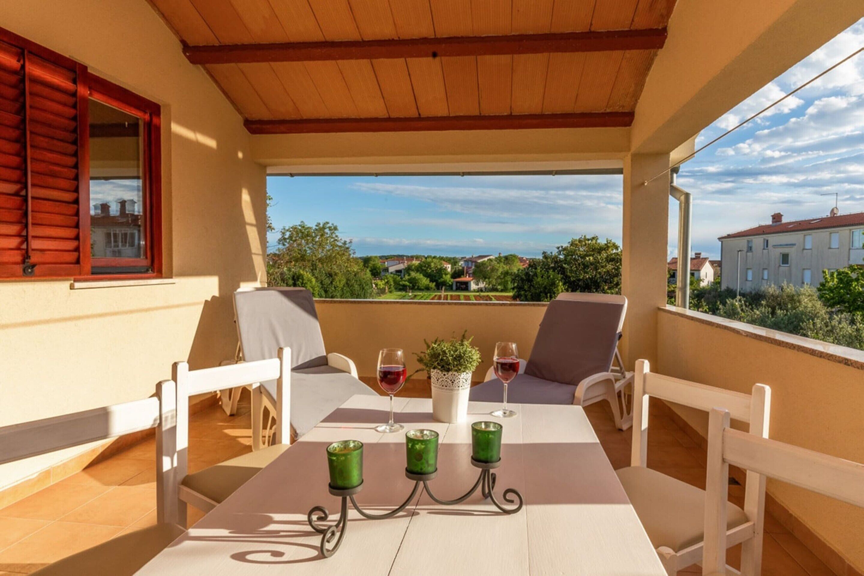 Classic-Apartment, 2 Schlafzimmer | Balkon