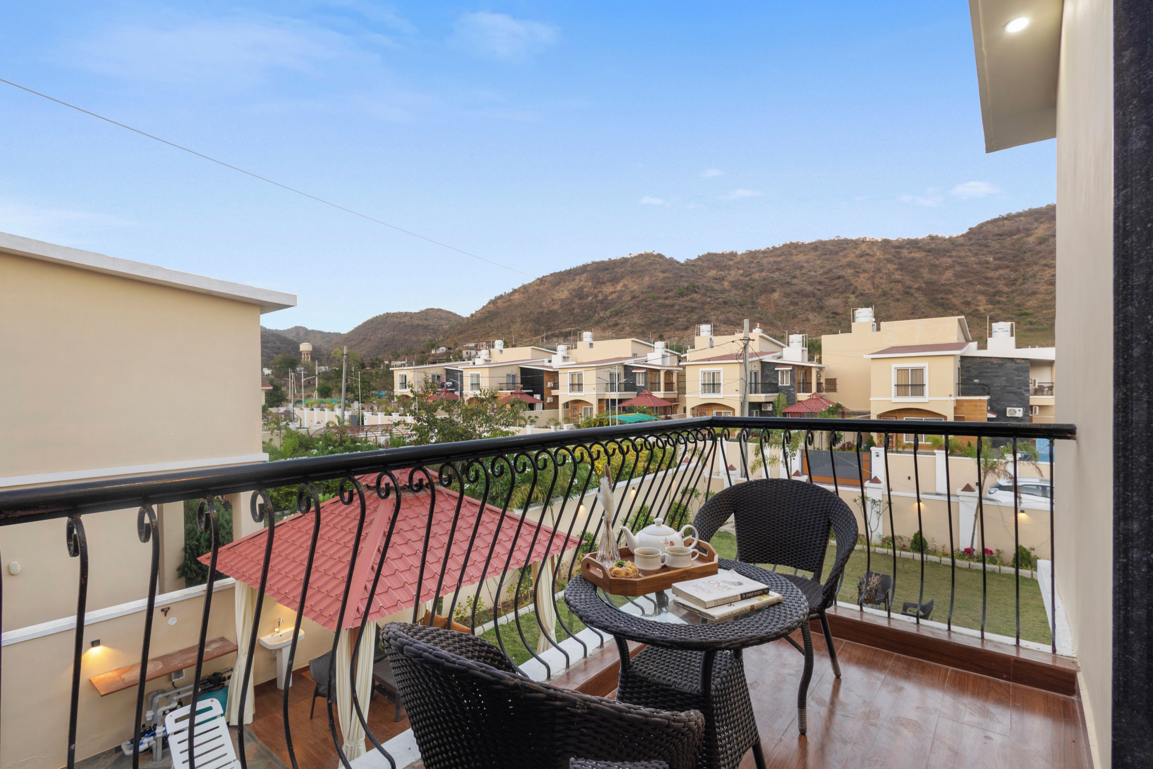 Deluxe Villa | Outdoor dining