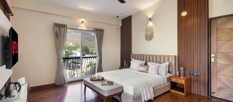 Casa Meraki by ELIVAAS Stunning 3BHK