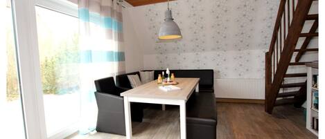 บ้านพักคลาสสิก, 3 ห้องนอน | ร้านอาหาร