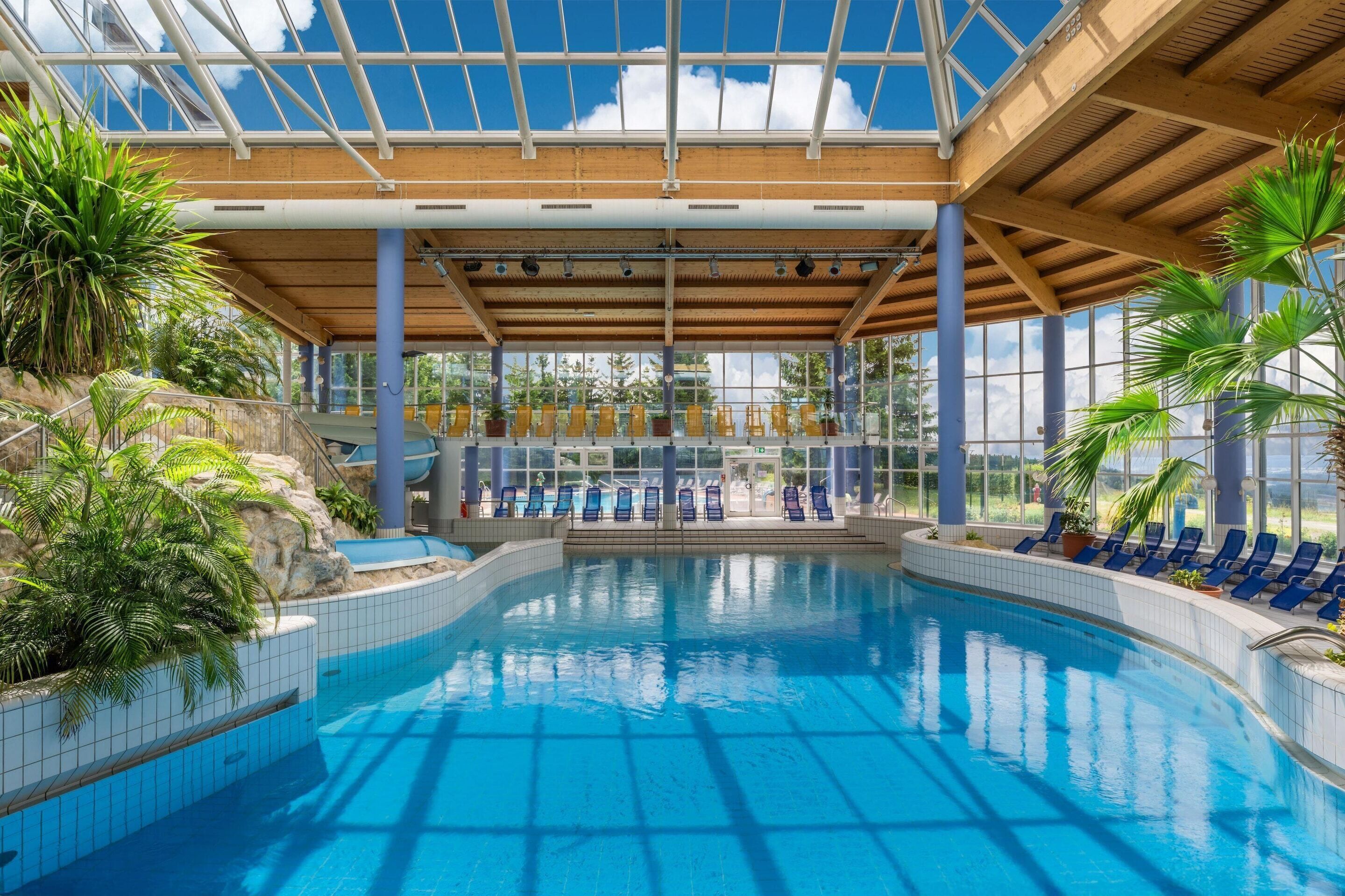 Indendørs pool, udendørs pool