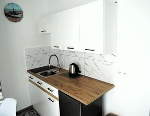 Classic Apartment, 1 Bedroom | Private kitchen - Apartment in Mrzezyno by Sandy Beaches (Trzebiatow)