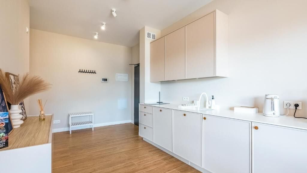 Standard Studio, Balcony, Lake View | Bahagian dalam