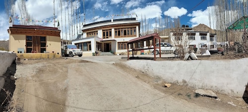 Donskit guest house 