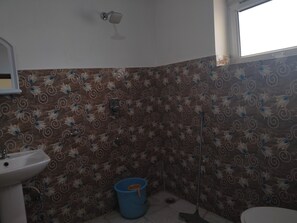 Chambre Double Deluxe, balcon, vue montagne | Salle de bain