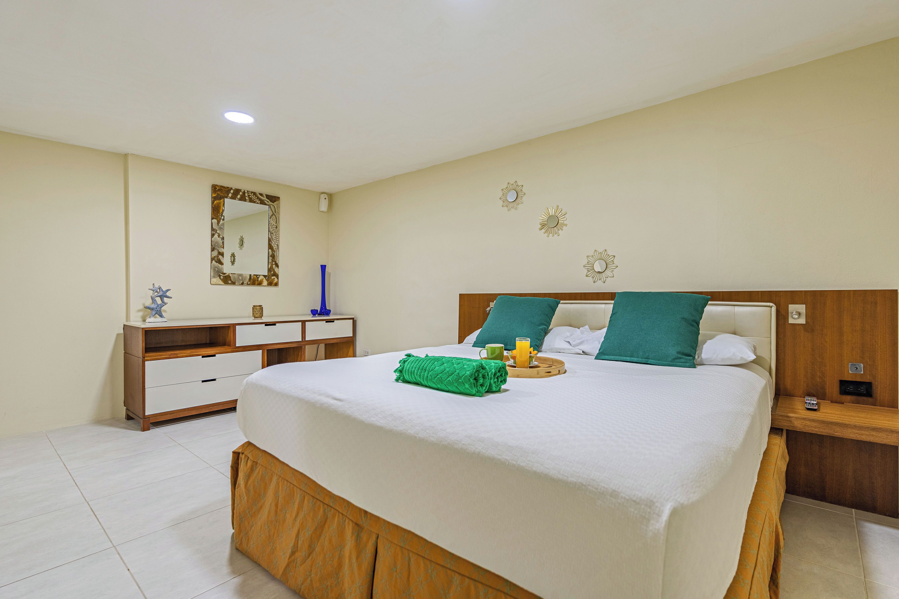 1 bedroom, WiFi, bed sheets, wheelchair access