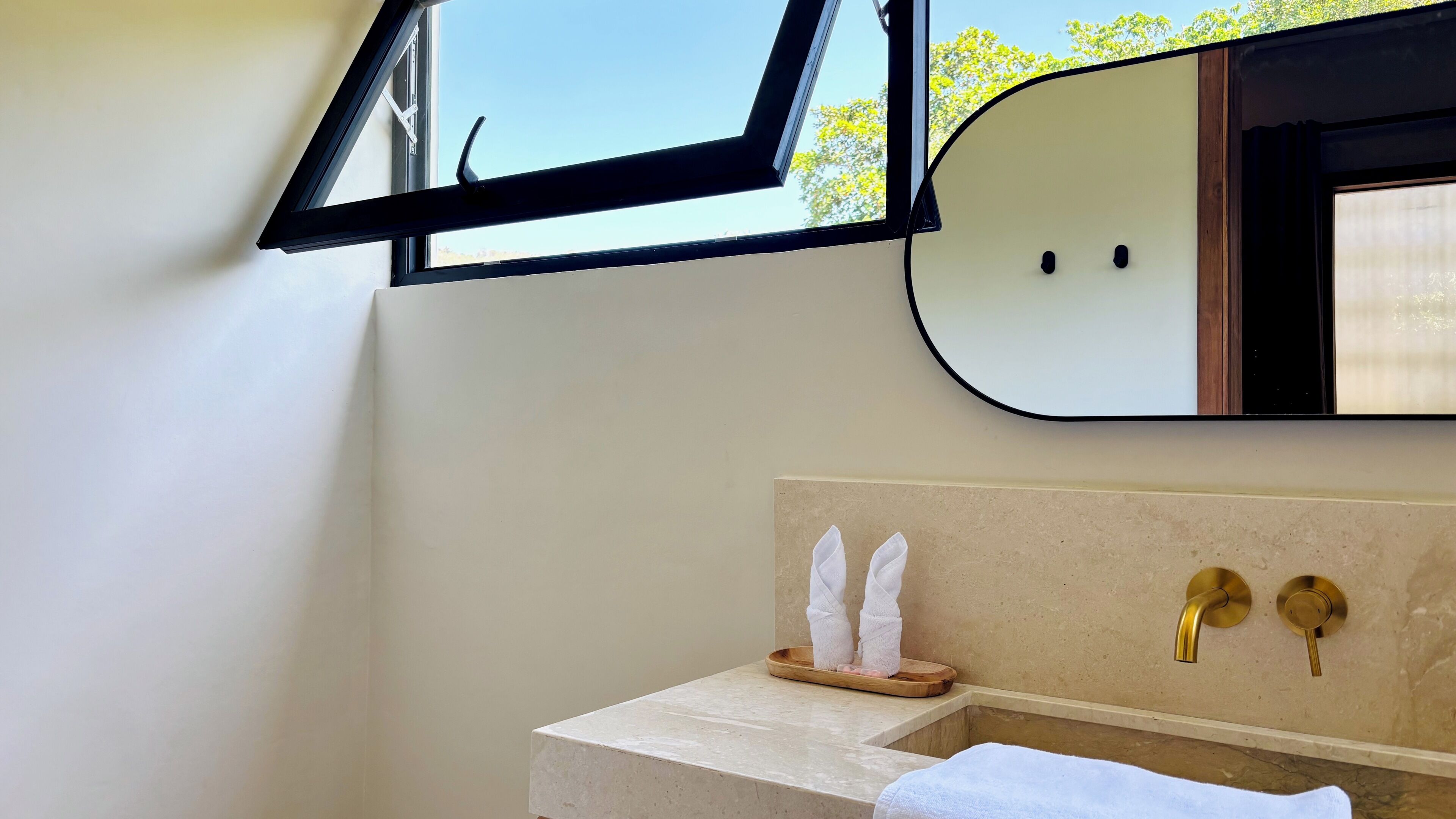 Deluxe Villa, 2 Bedrooms, Pool View | Bathroom | Shower, hair dryer, bidet, towels