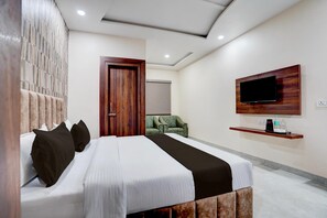 House | 1 bedroom - Deluxe Room Neelam Inn (Bareilly)