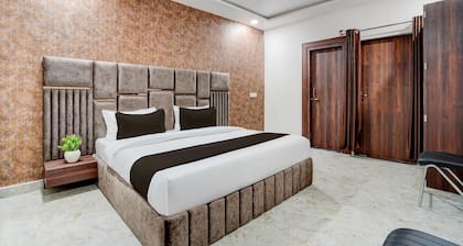 Deluxe Room Neelam Inn