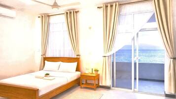 2 bedrooms, iron/ironing board, internet, bed sheets