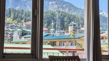 Family Room | Interior