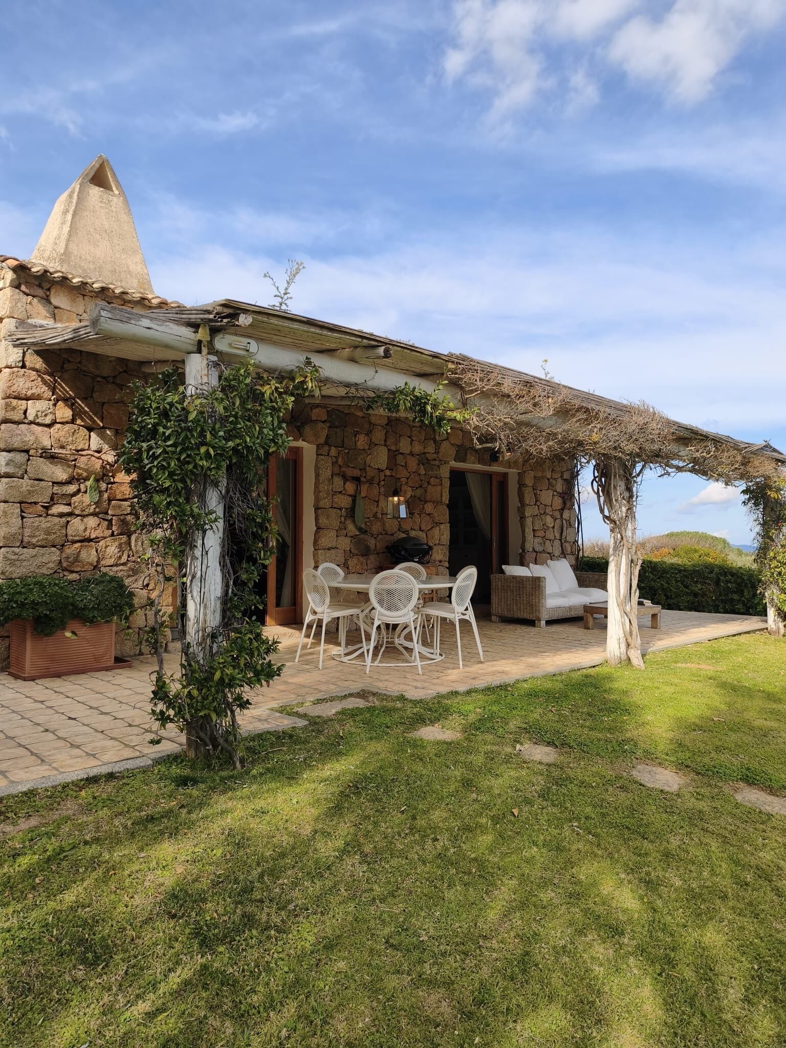 Deluxe Villa, 2 Bedrooms, Pool View | Terrace/patio