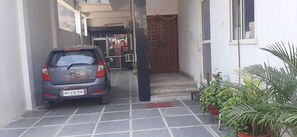 การตกแต่งภายนอก