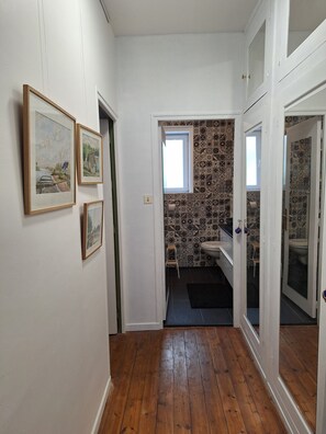Shower, hair dryer, towels, soap - House 7 pers. Sables d'Olonne, ideal for families with teenagers or friends (Les Sables d'Olonne)