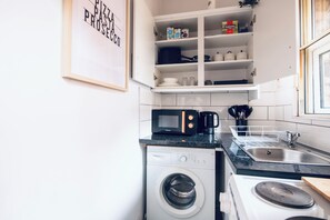 Private kitchen - Cozy 1 bedroom apartment located city in city center Manchester (Manchester)