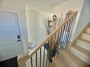 Interior - Smart 4BR Comfort Suite Massage Chair  YQM Airport (Dieppe)