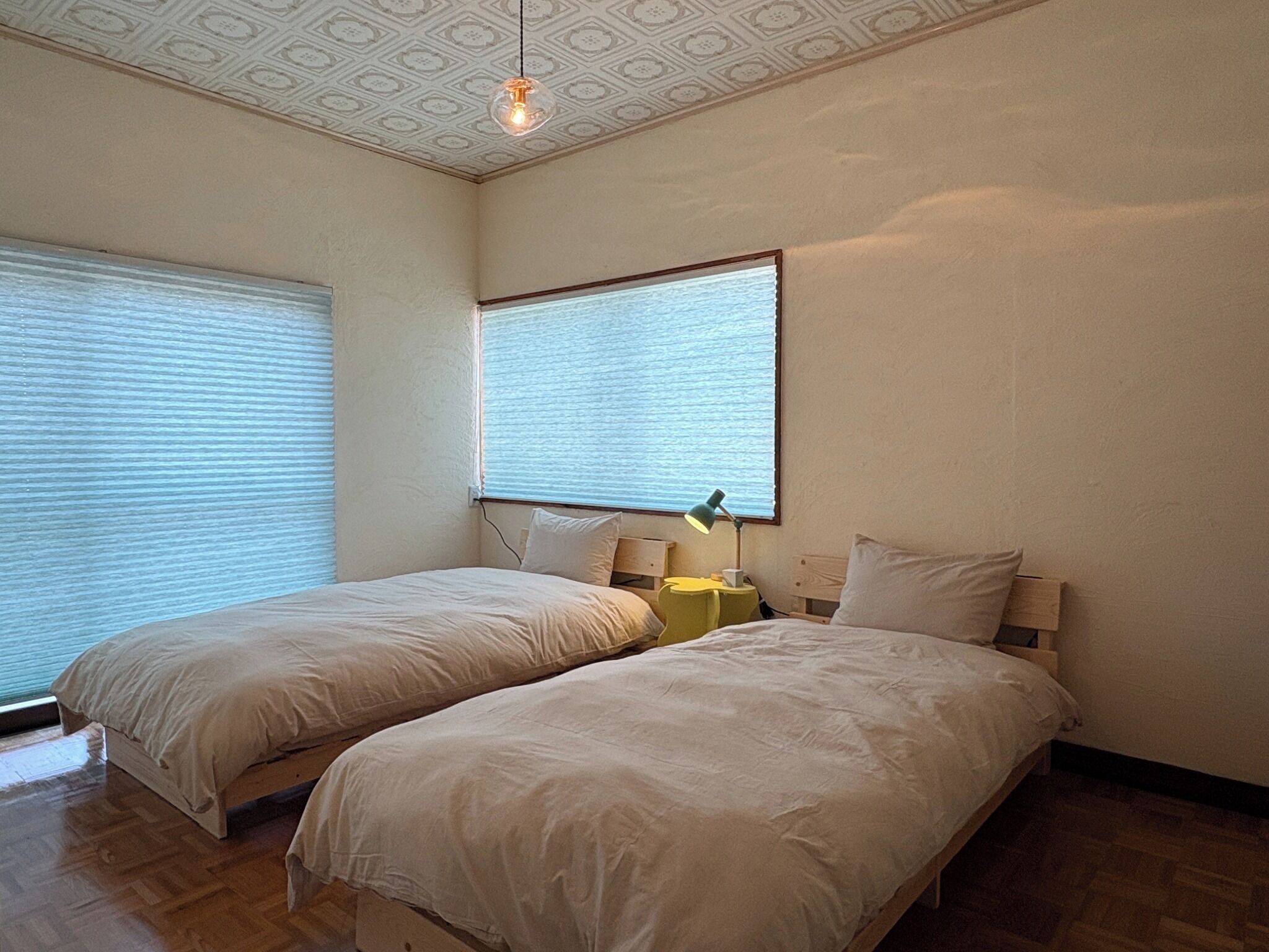 3 chambres, bureau, Wi-Fi gratuit, draps fournis