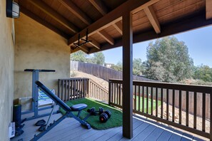 Property grounds - San Diego Hilltop Haven: Game Room+Views! 18 Minutes from Downtown (Spring Valley)