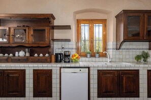 Fridge, microwave, oven, stovetop - Il Leccio, Vinci, Private Pool and Tennis (Vinci)
