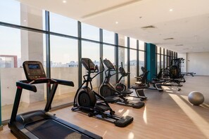 Fitness facility - Cozy Modern Studio Just A Quick Drive from Meydan Racecourse, Azizi Riviera 20 (Dubai)