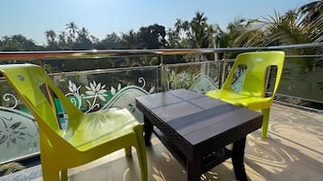 ๋๋ญ์ค ๋๋ธ๋ฃธ, ์์์ฅ ์ ๋ง | ์๋ฐ ์์ค ๊ตฌ๋ด