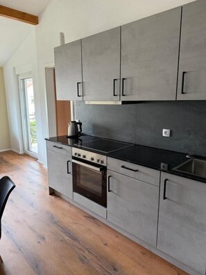 Appartement familial, balcon, vue sur le jardin | Cuisine privée