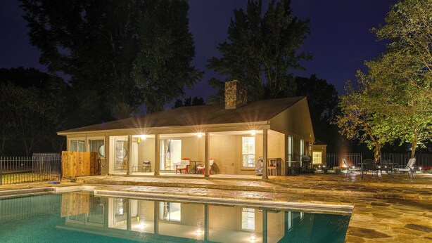 A house with a swimming pool, a covered patio, and a stone deck. - 2 Private Pools! Stunning Southaven Group Getaway (Southaven)