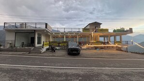 Front of property - Sarvaheet Yoga And Retreats (Ukhimath)