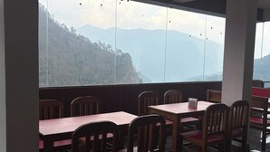 Exterior - Sarvaheet Yoga And Retreats (Ukhimath)