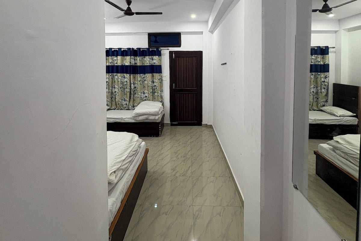 Deluxe Triple Room | Free WiFi