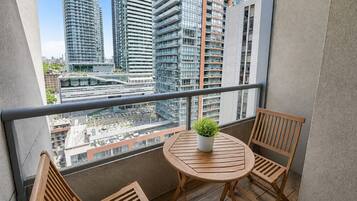 Luxury Suite, Multiple Beds, Non Smoking, Balcony | Balcony