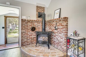 Interior - 'Slate Drake Cabin' on Penns Creek w/ Deck & BBQ (Millmont)