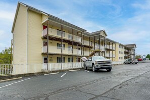 Exterior - Beach, Boat Slip, Views! Lake of the Ozarks Condo (Osage Beach)