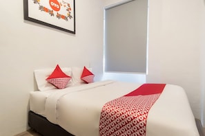 1 bedroom, free WiFi, bed sheets