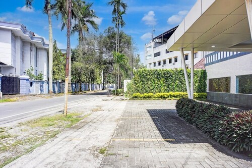 Luxury Deluxe DBL Retreat W/ Free WiFi and Parking