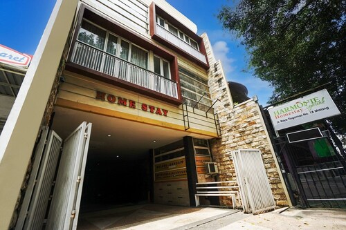 Luxury Deluxe DBL Retreat W/ Free WiFi and Parking