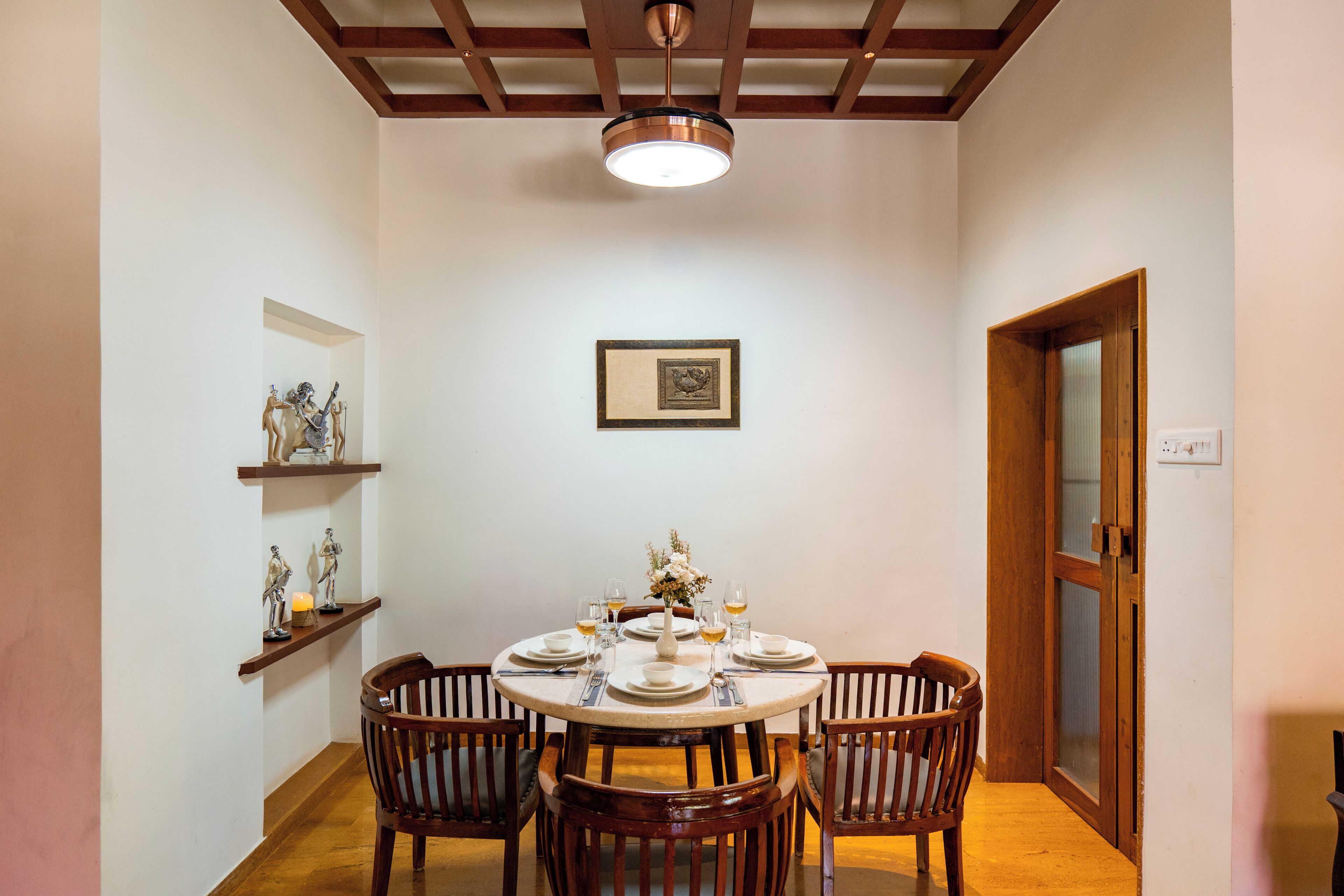 Deluxe Villa | Dining